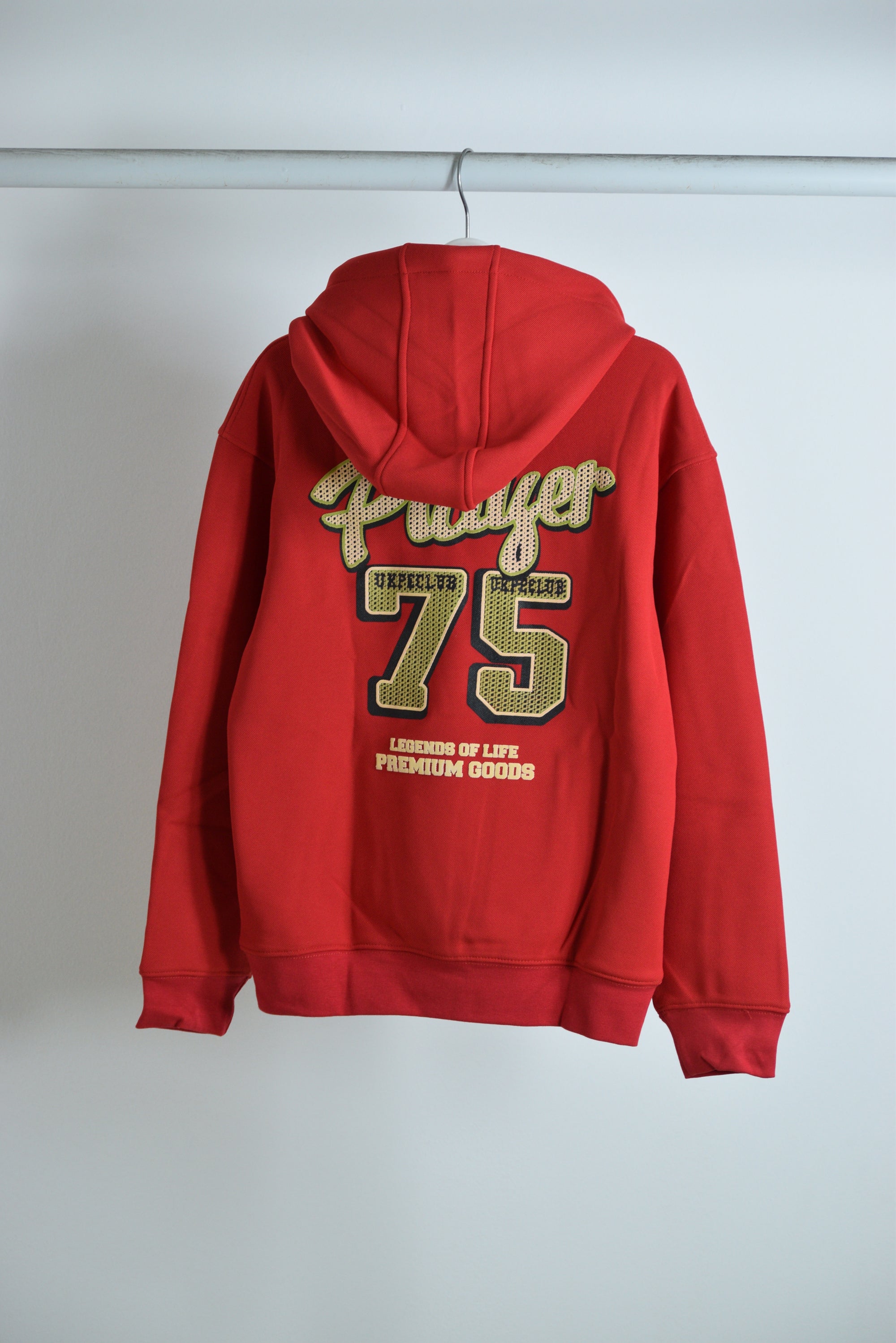 سويتشرت بيكا هايدى